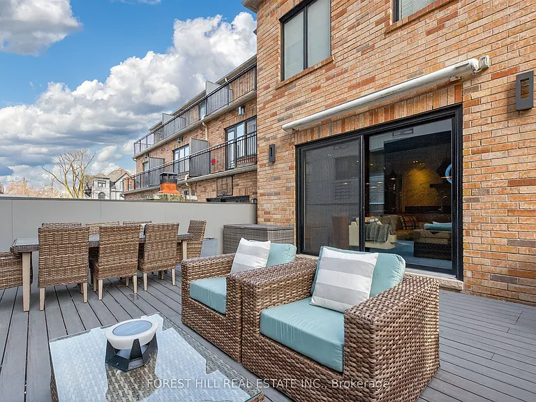 29 Webster Ave — Photo 13