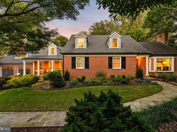 6521 Darnall Rd, Baltimore, MD 21204
