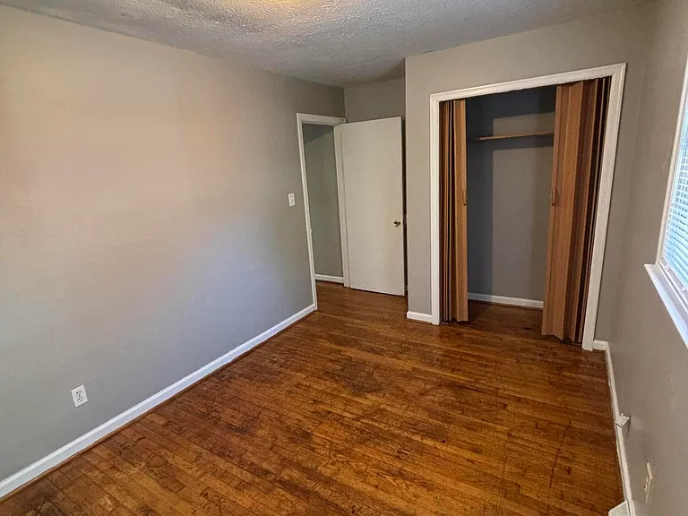 613 Anniston Dr — Photo 5