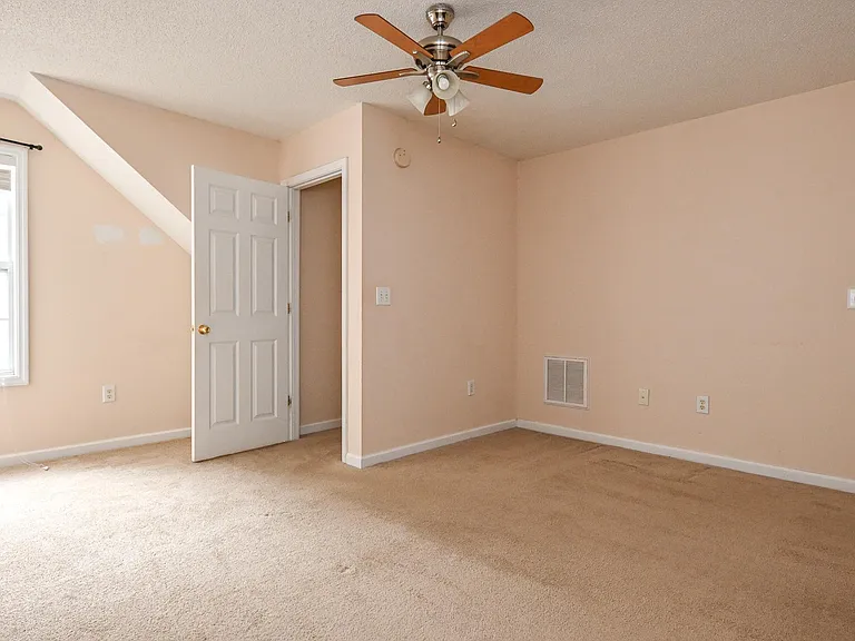 1325 Cedar Shoals Dr #500 — Photo 15