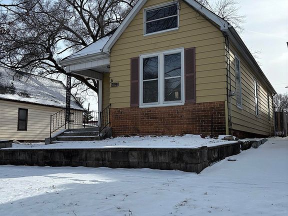 5th image of 2010 W Malone Ave