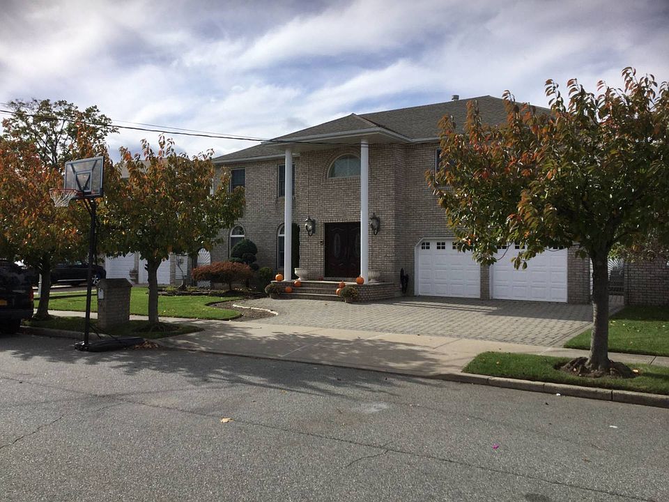 1st image of 244 Aspinwall St