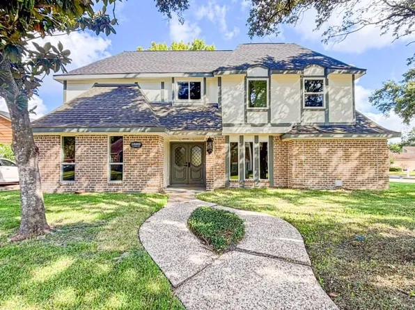 15202 La Paloma Dr, Houston, TX 77083
