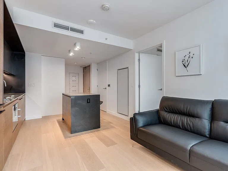1289 Hornby St #1002 — Photo 1