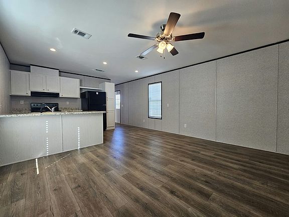 2nd image of 549 Suwanee Dr #2143