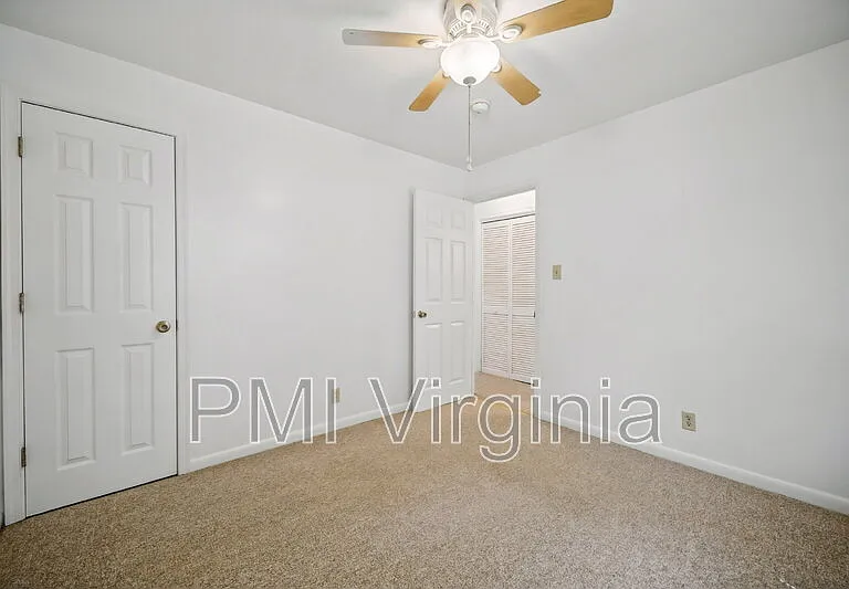 58 Radford St — Photo 13