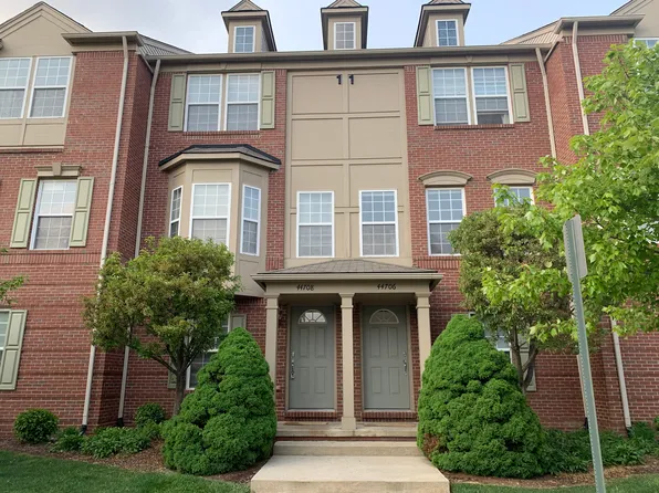 44708 Gwinnett Loop, Novi, MI 48377