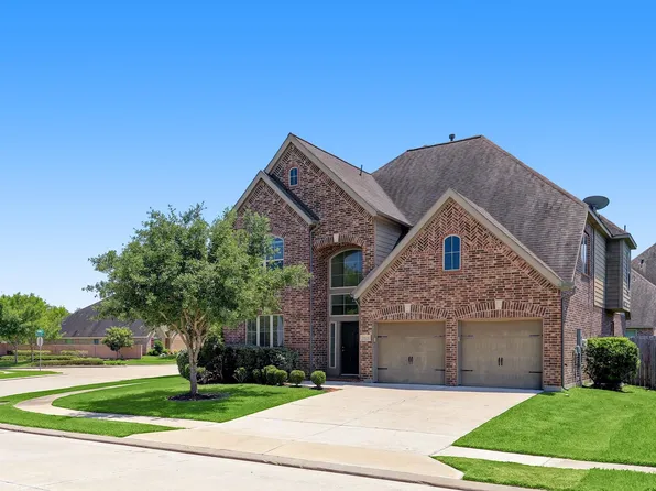 2604 Longlake Dr, Pearland, TX 77584