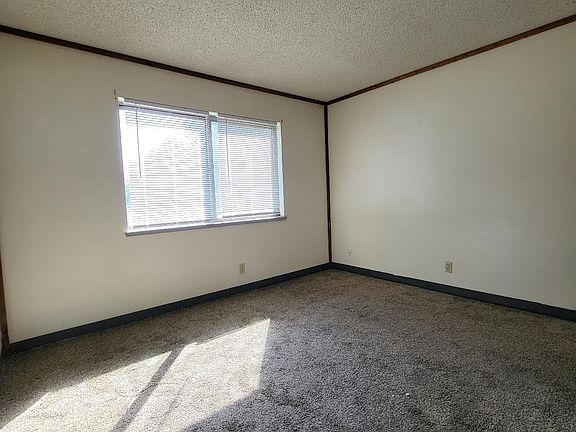 5th image of 2910 SE Kentucky Ave #2910303