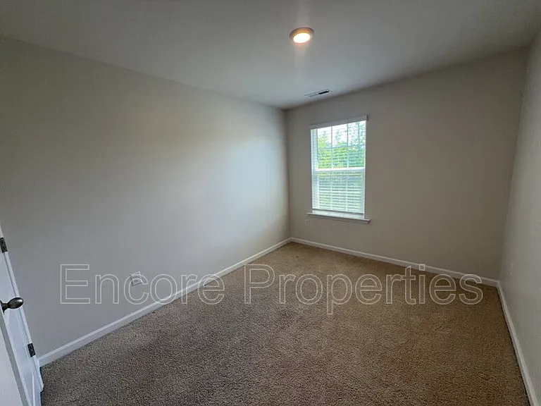 18 March Creek Dr — Photo 8