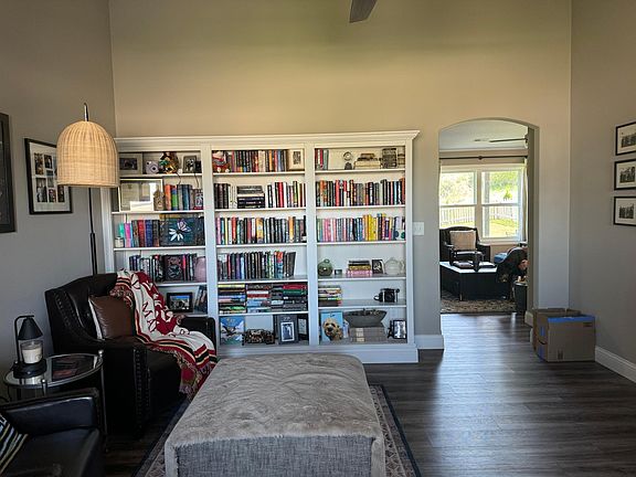 4th image of 5990 Tamarack Dr