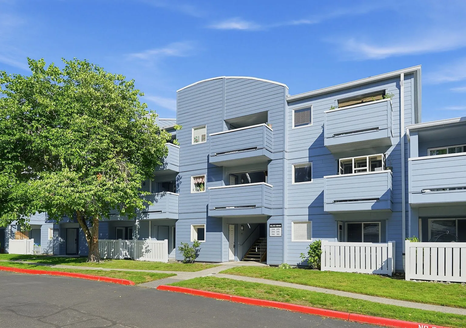 2 bed, 2.0 bath, 1010 sqft, $1,595 — Photo 1