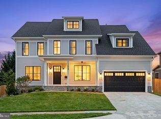 1609 Woodmoor Ln, Mc Lean, VA 22101