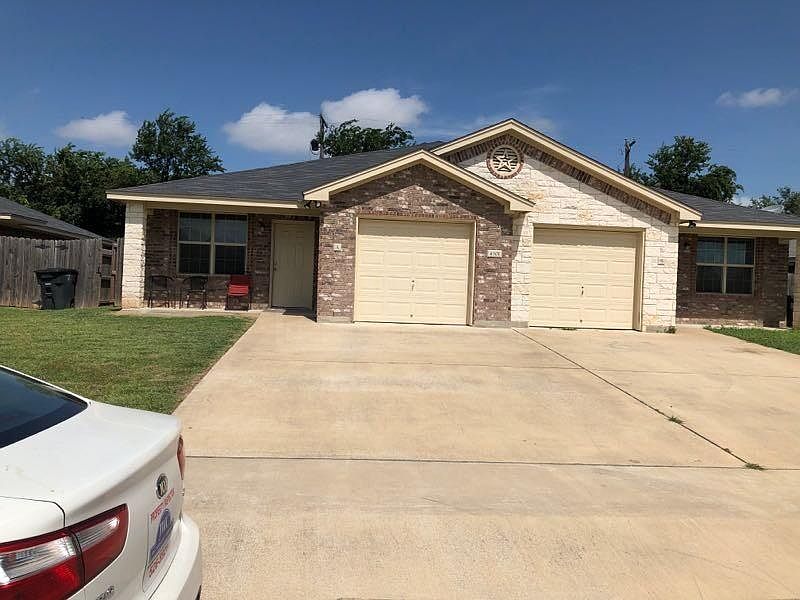 1st image of 4301 Cambridge Dr #B