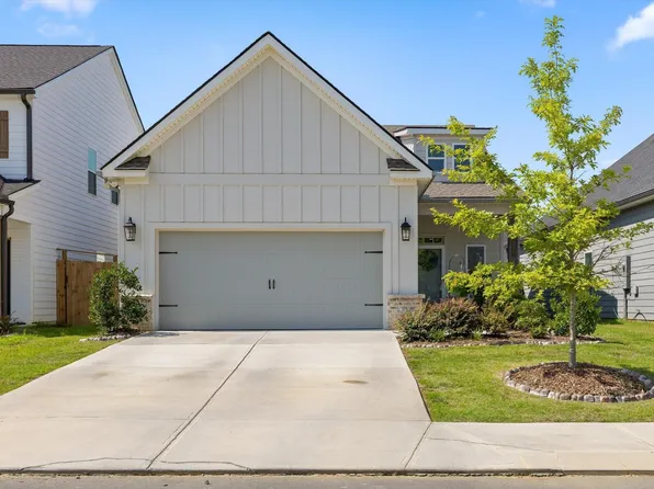 2237 Firelight Way, Ooltewah, TN 37363