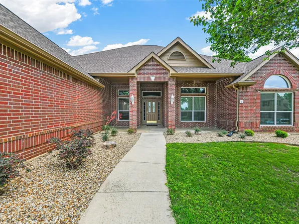 1826 Vintage Dr, Corinth, TX 76210