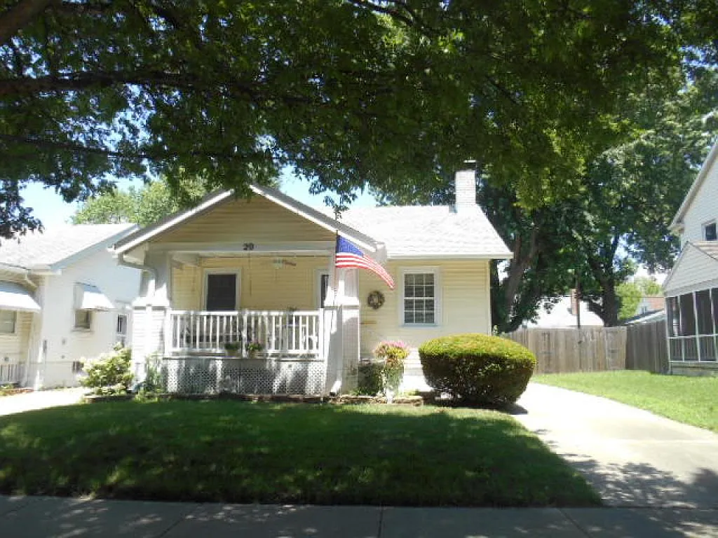 20 North Dr photo 1