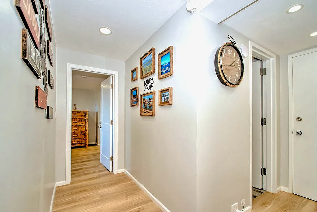 1 bed, 947 sqft, $1,700 — Photo 3