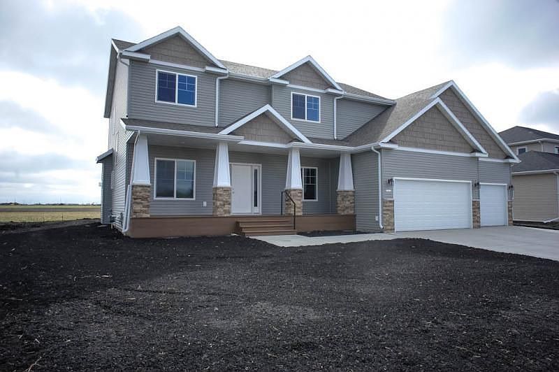 1st image of 3815 Reserve Dr E
