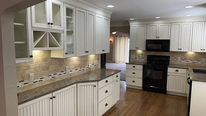 2400 Hillview Ave — Photo 10