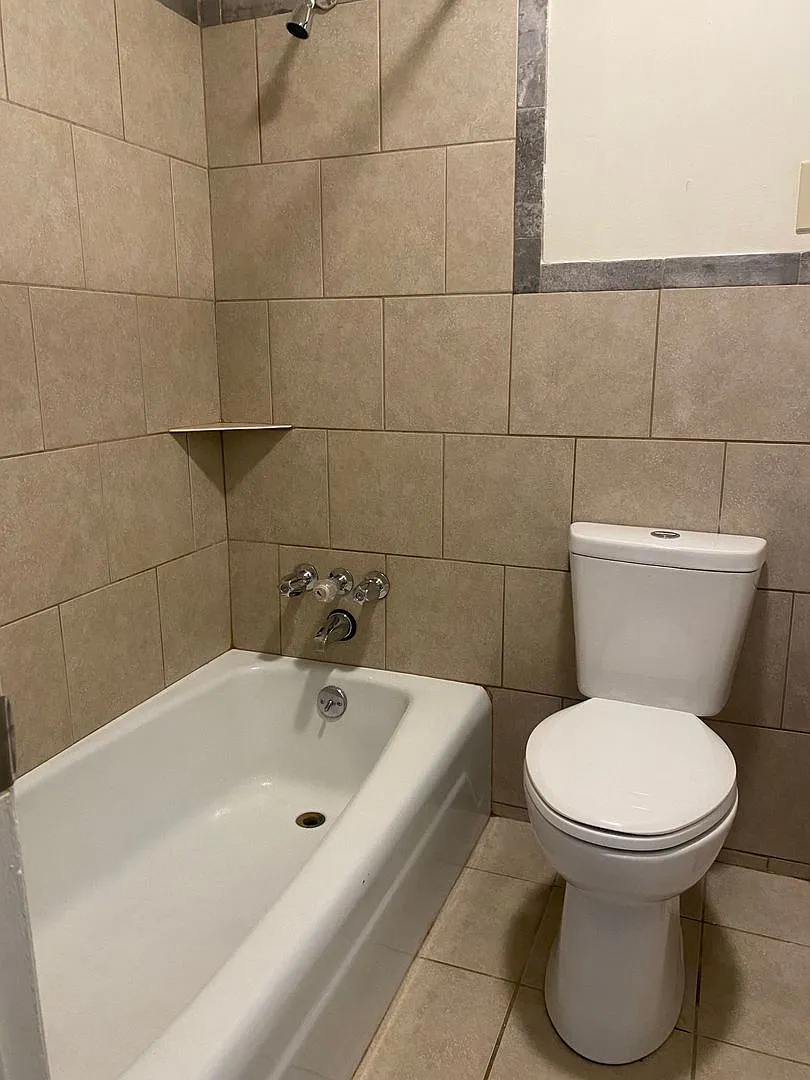 Jeffersonian Apartments — Photo 3