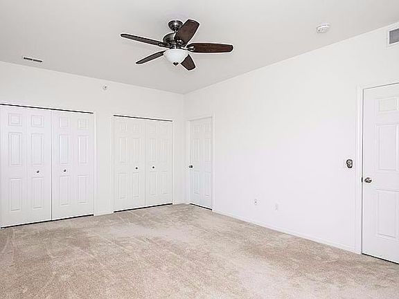 5th image of 856 W Summerfield Glen Cir