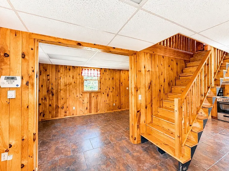 530 Cascade Valley Rd — Photo 8