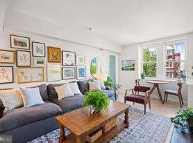1920 S St NW