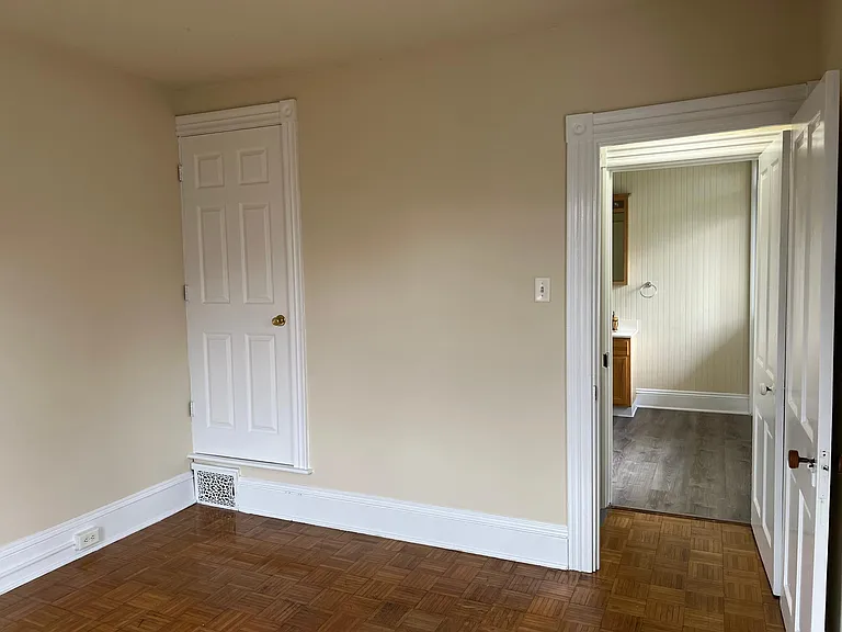 440 W Vine St — Photo 6