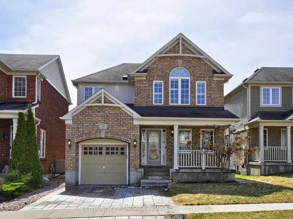 15 Horton Walk, Cambridge, ON N3C 0C1