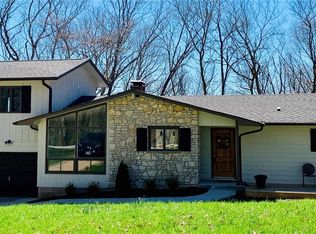 610 Forest Ridge Ln, Pacific, MO 63069