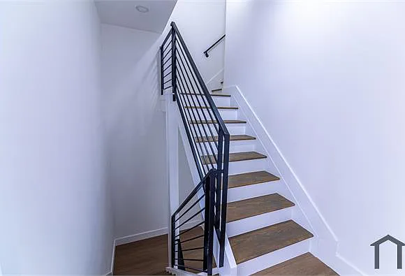 137 E Cumberland St #1 — Photo 6