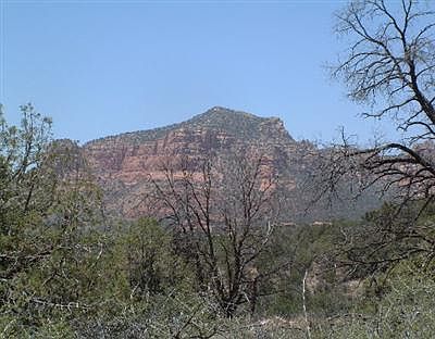 1st image of 28 La Barranca Drive