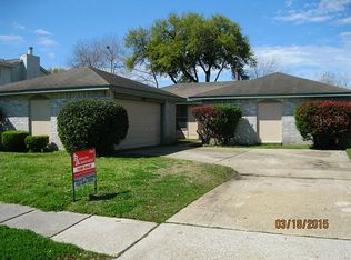11419 Chelsea Walk Dr, Houston, TX 77066