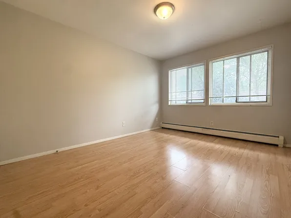 2080 Allen Blvd, Middleton, WI