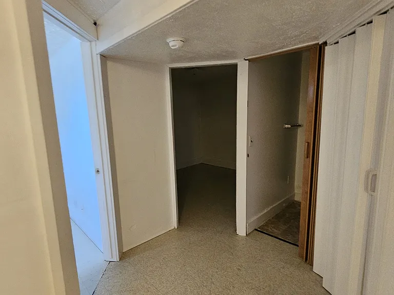 634 E Meade St — Photo 12