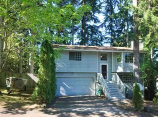 1016 NE Lombard Ct, Bremerton, WA 98311