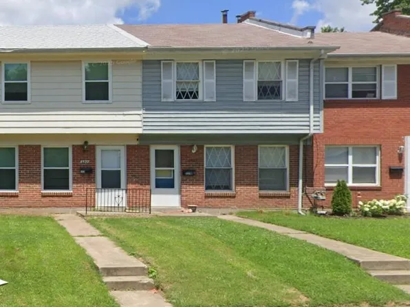 1001 Pine St, Saint Charles, MO 63301