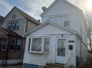110 18th Un, Jamaica, NY 11433