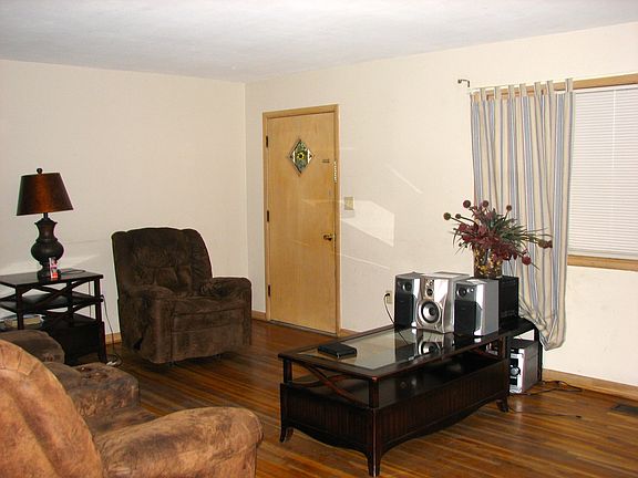2nd image of 1508 Avenue C