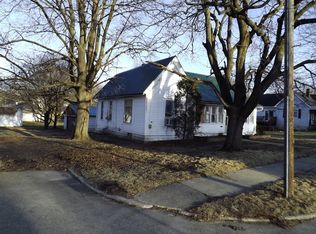904 S Ottawa Ave, Dixon, IL 61021