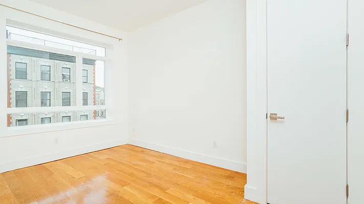 Rented by Nooklyn NYC LLC | media 7