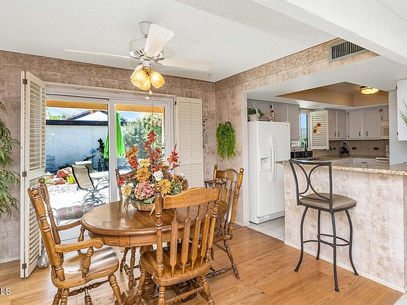 3rd image of 9642 E FOSTER Avenue