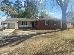 420 McMillan Ave, Red Springs, NC 28377