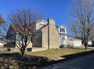 406 N Line St, Loogootee, IN 47553