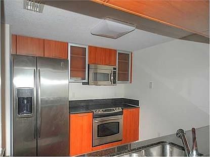 2nd image of 1800 N Bayshore Dr 3908 #3908