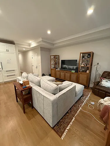 2242 N Kenmore Ave #2S Photo 1