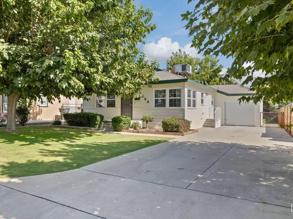 2324 Charleston Dr, Bakersfield, CA 93308