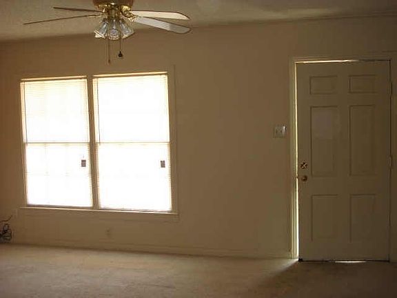 4th image of 3218 S 15th St