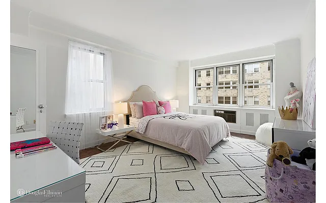 Sold by Douglas Elliman | media 39